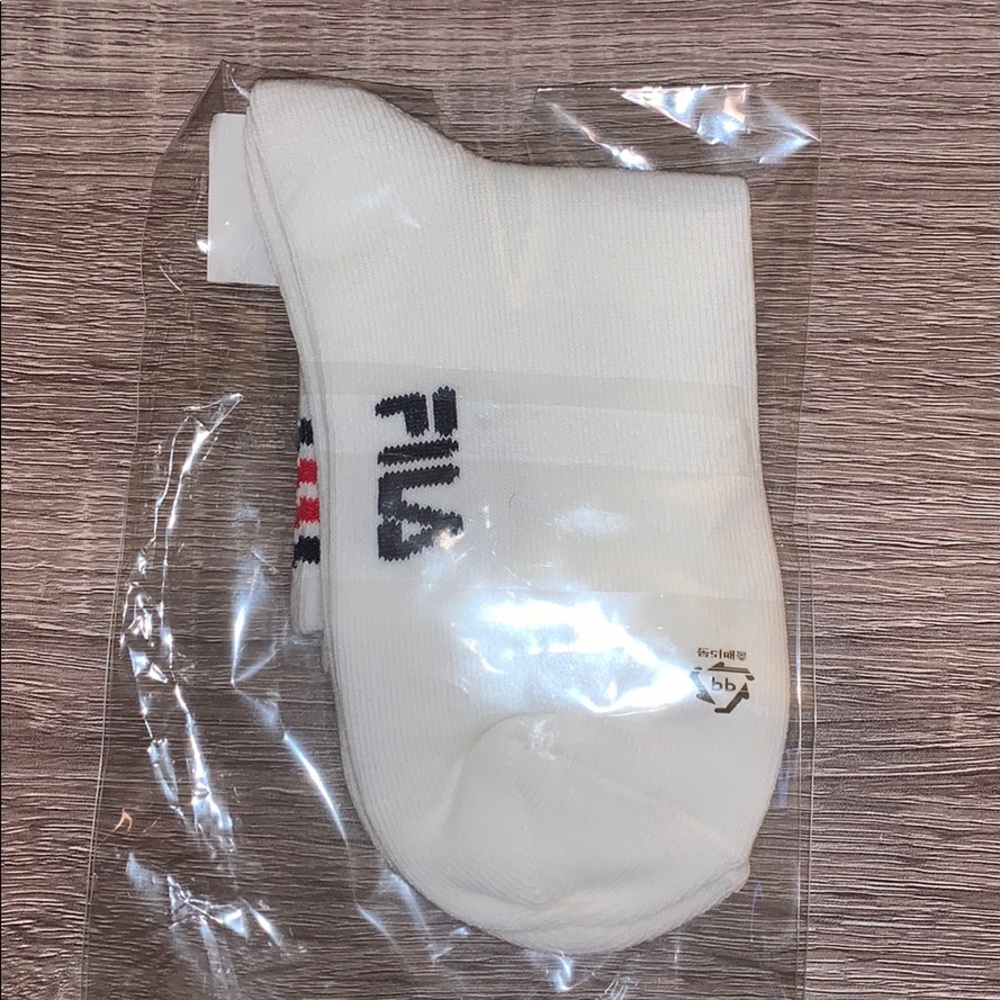 Low Cut FILA ankle socks - Small (Women’s 6-8)